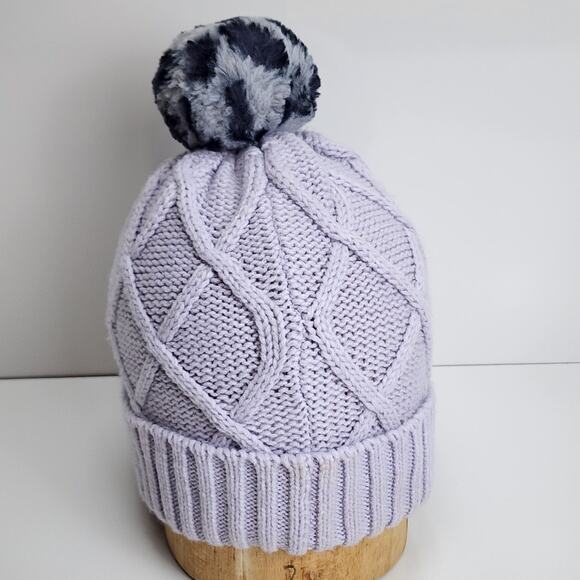 Faux Fur Removeable Pom-Pom Gray & Black on Purple Cable Knit Cuffed Beanie OSFM - Picture 1 of 9
